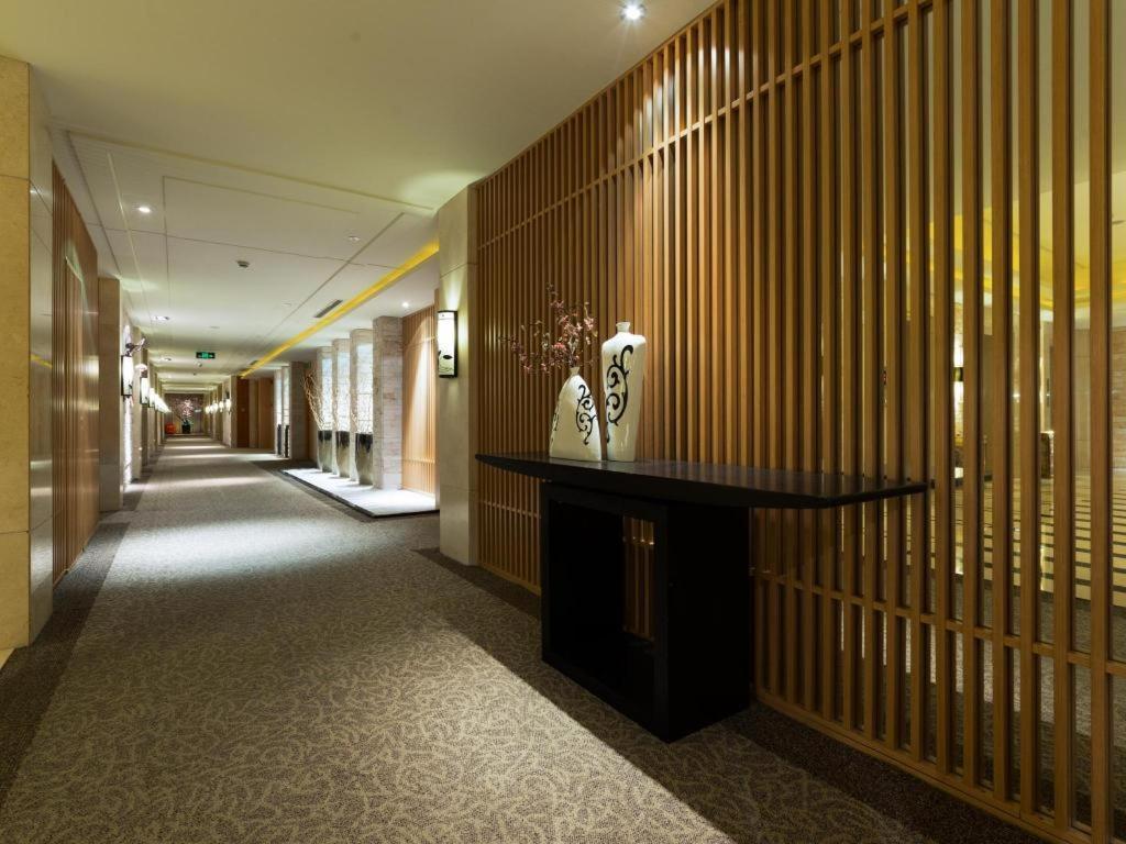 Hotel Huana Minhang